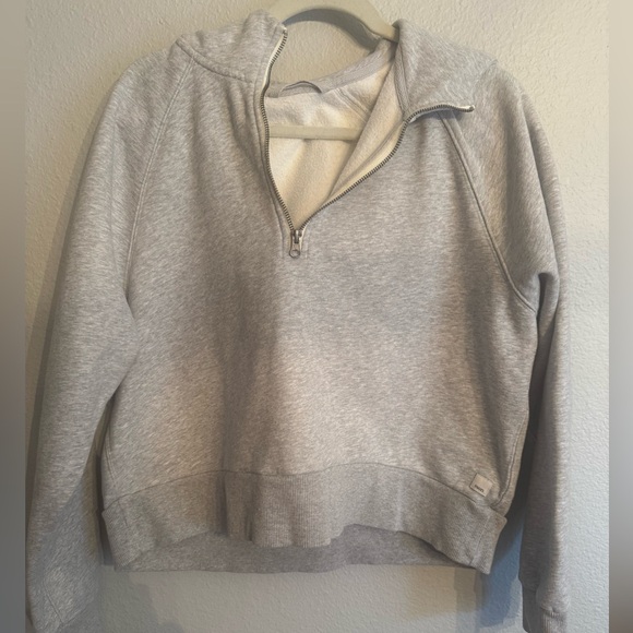 Vuori Tops - Vuori Gray Women's Half-Zip Hooded Sweatshirt Size L